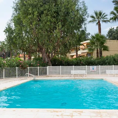 Renting Chez Claude - 2 Chbre 2 Sdb 4pers Terrasse Piscine Parking Apartment *